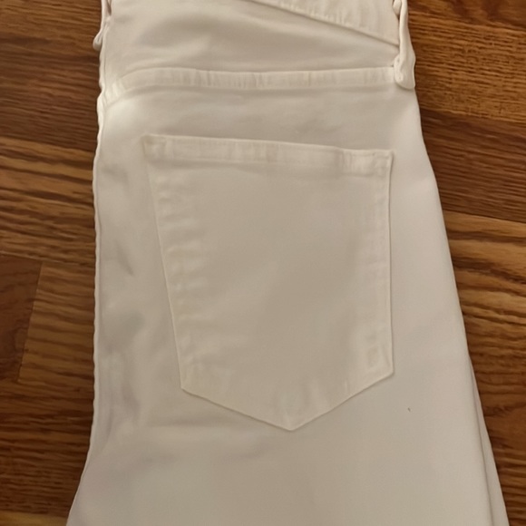 White jeans 👖 - Picture 3 of 4